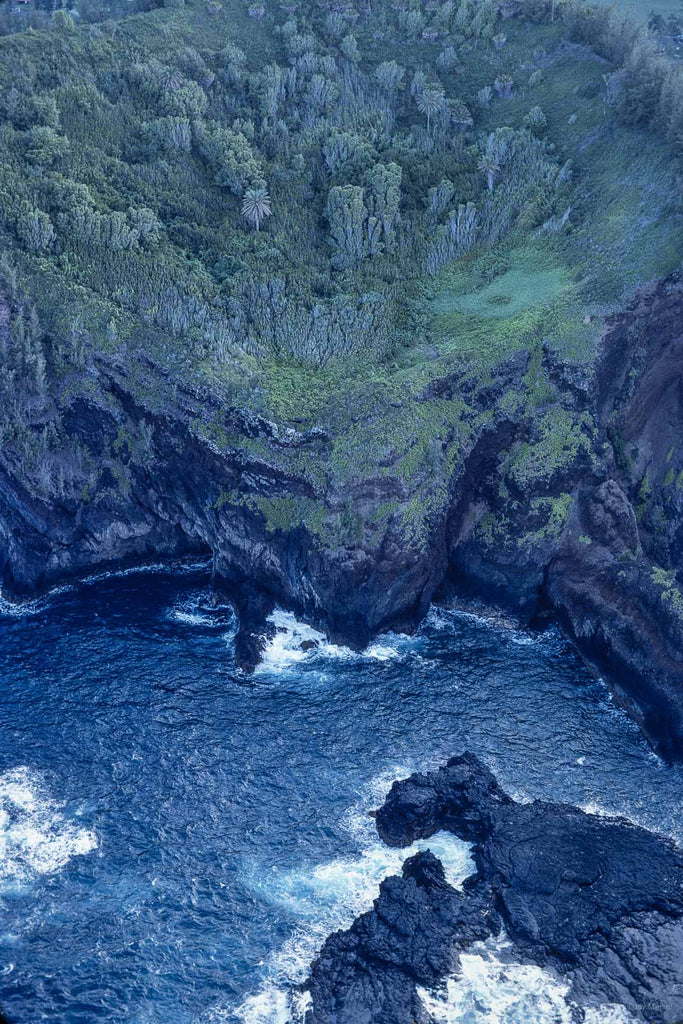 Hawaii Land No 11 – Jay Maisel