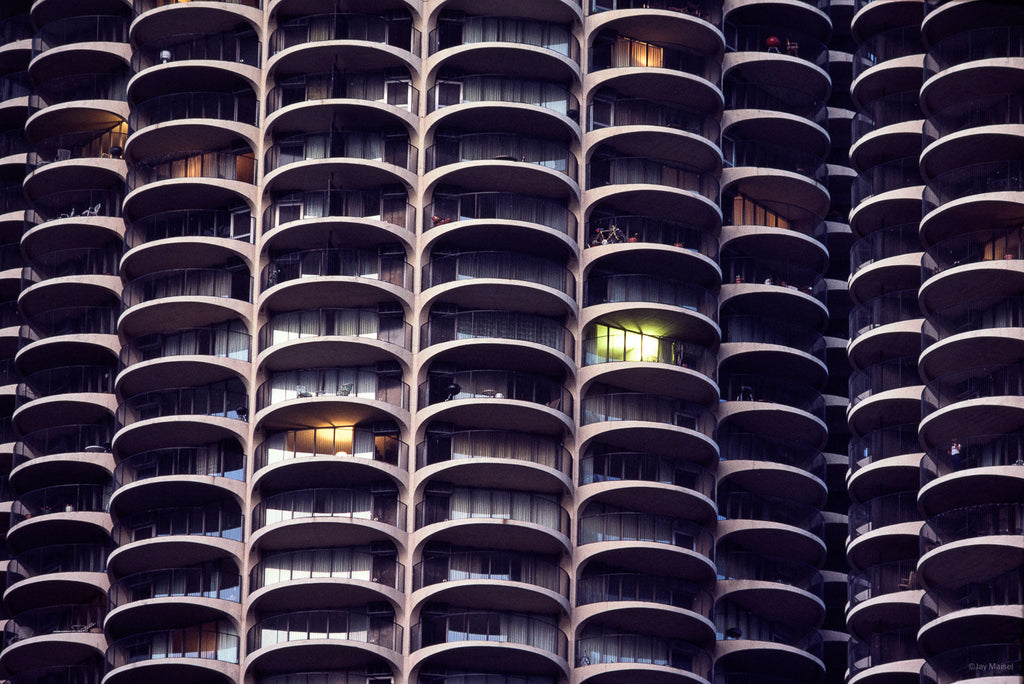 Facades No 17 – Jay Maisel