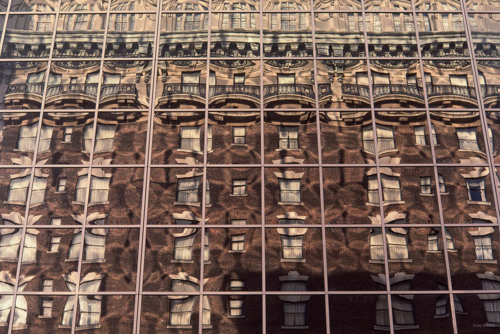 Facades No 24 – Jay Maisel