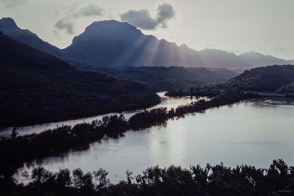Hawaii Land No 68 – Jay Maisel