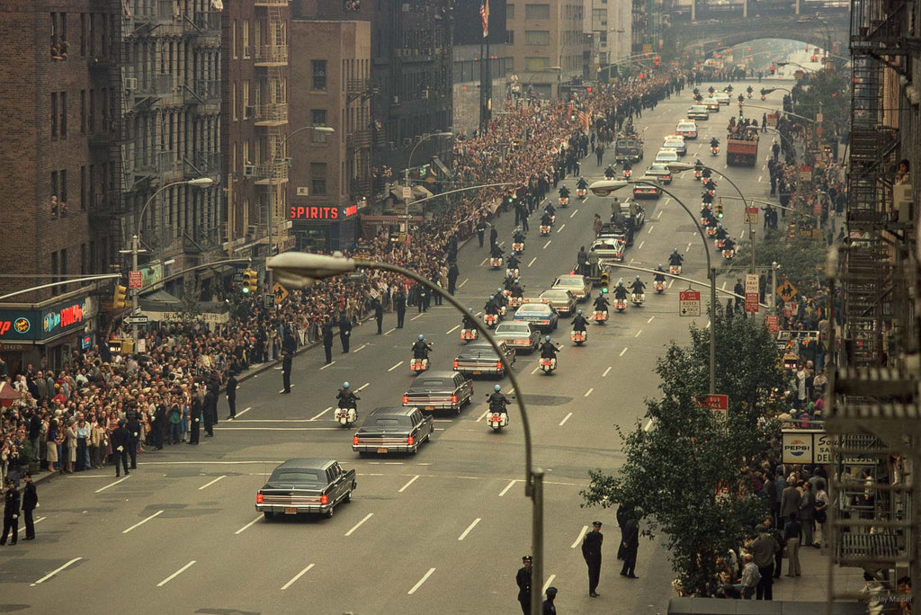 Parades Misc No 76 – Jay Maisel