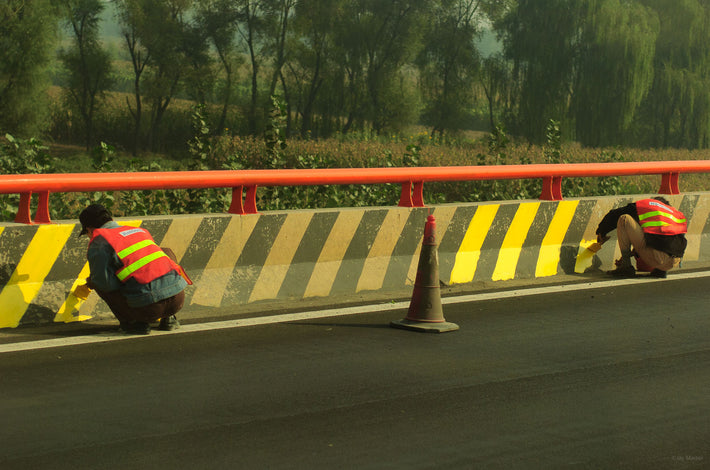 Workers on Road, Beijing
