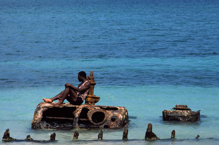 Man, Sea, Wreckage, Jamaica