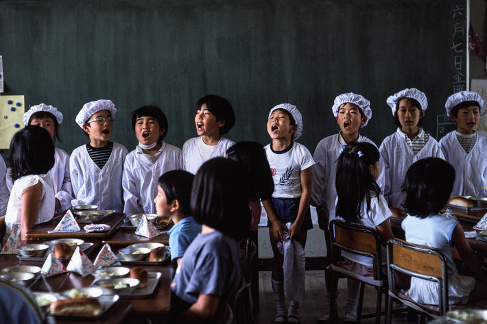 School Kids Singing, Kamakura