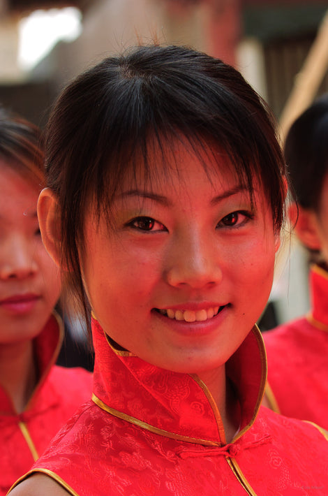 Girl with High Collar, Pingyao