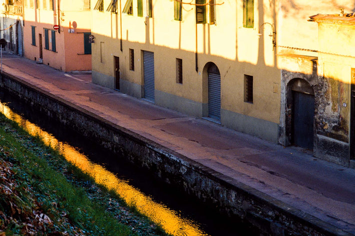 Buildings, Shade, Reflection, Lucca, Italy