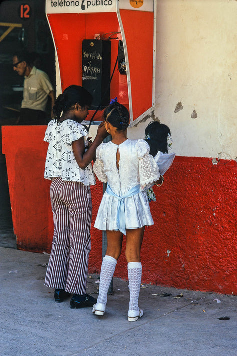 Two Kids at Pay Phone, Colombia