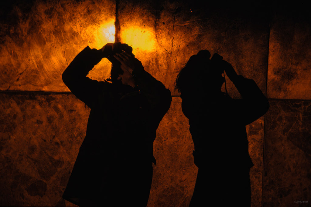 Pairs and Couples No 16 – Jay Maisel