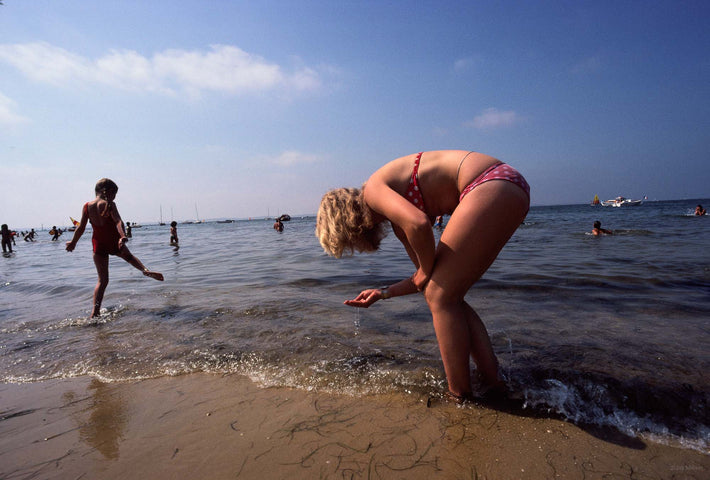 Girl on One Leg, Second Blonde Girl