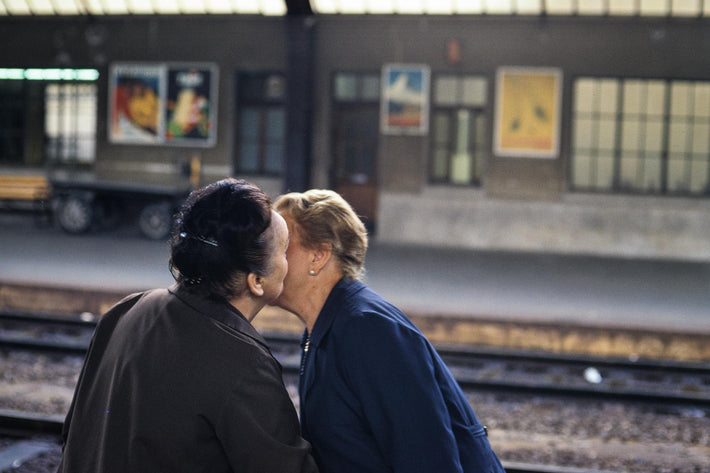 Women Cheek Kissing, Geneva