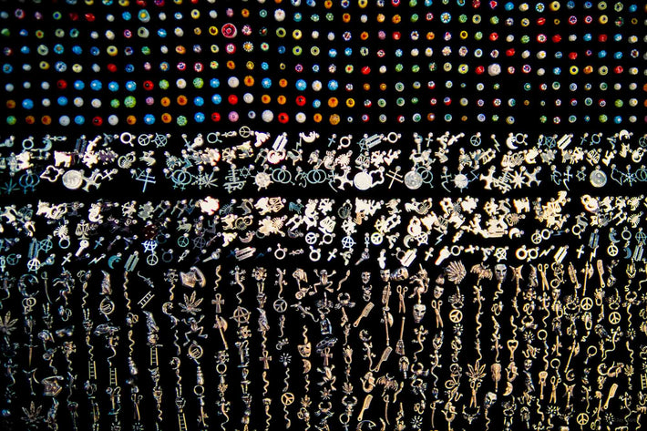 Details of Jewelry Pins for Sale, Venice