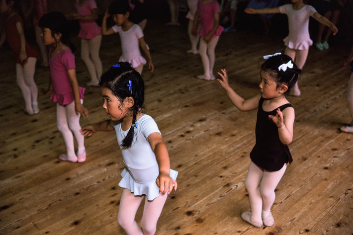 Many Dancers, Kamakura