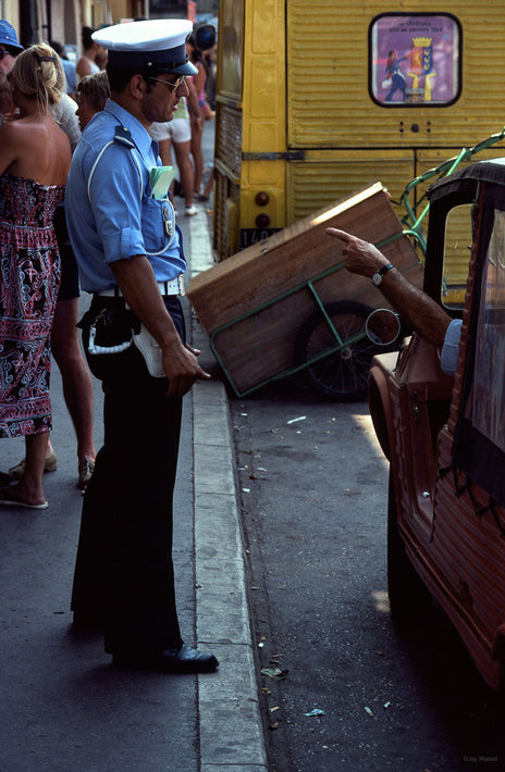 Cop, Motorist, Argument, France