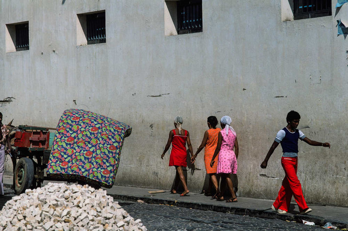 People, Street Mattress, Rocks, Bahia