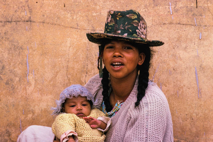 Woman with Gold Tooth and Baby, Antananarivo