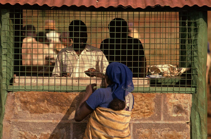 Man and Woman, Green Wire Grid, Kenya