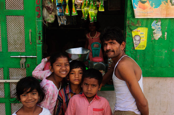 Father with Four Kids, Mumbai