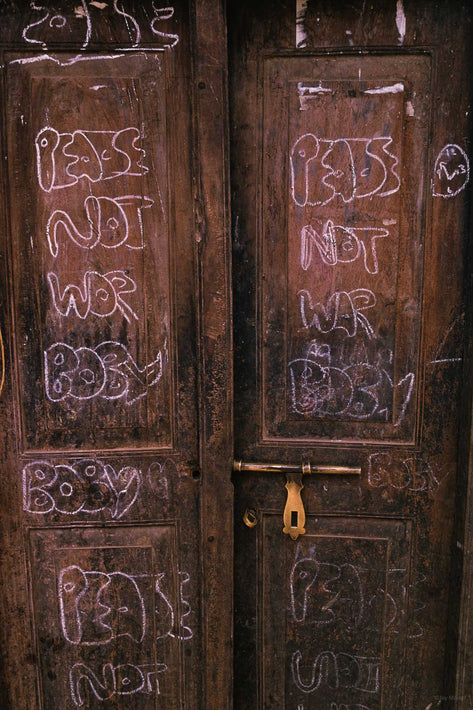 Peace Not War Boby, Kenya