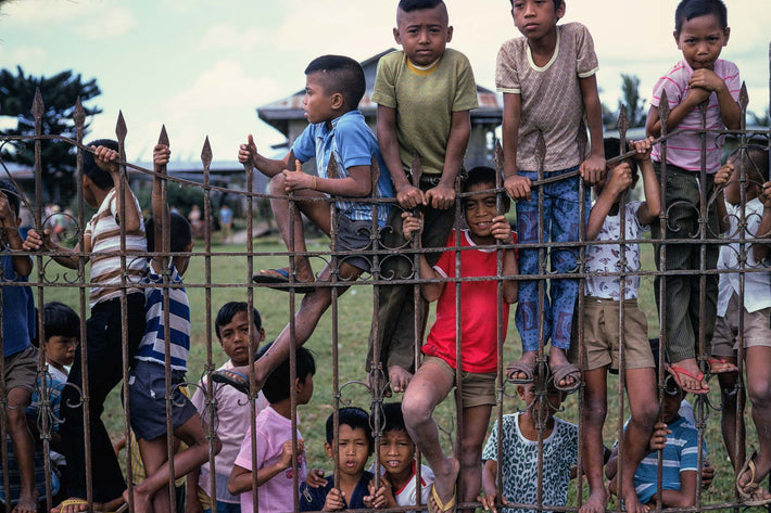 Kids on Fence, Philippines