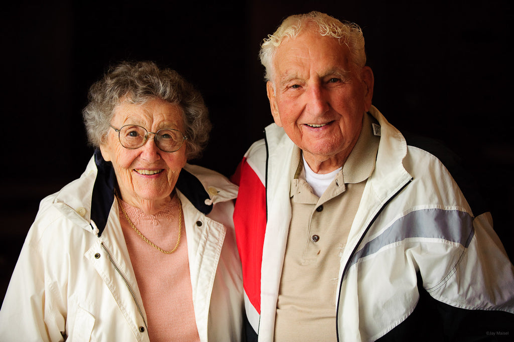 Pairs and Couples No 73 – Jay Maisel