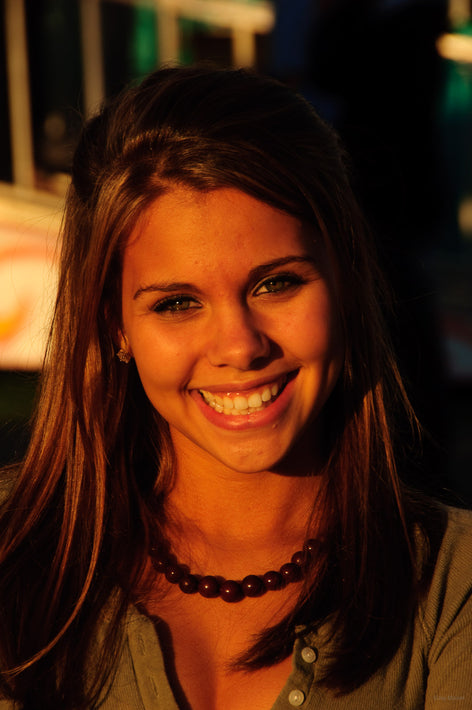 Smiling Girl, Maine