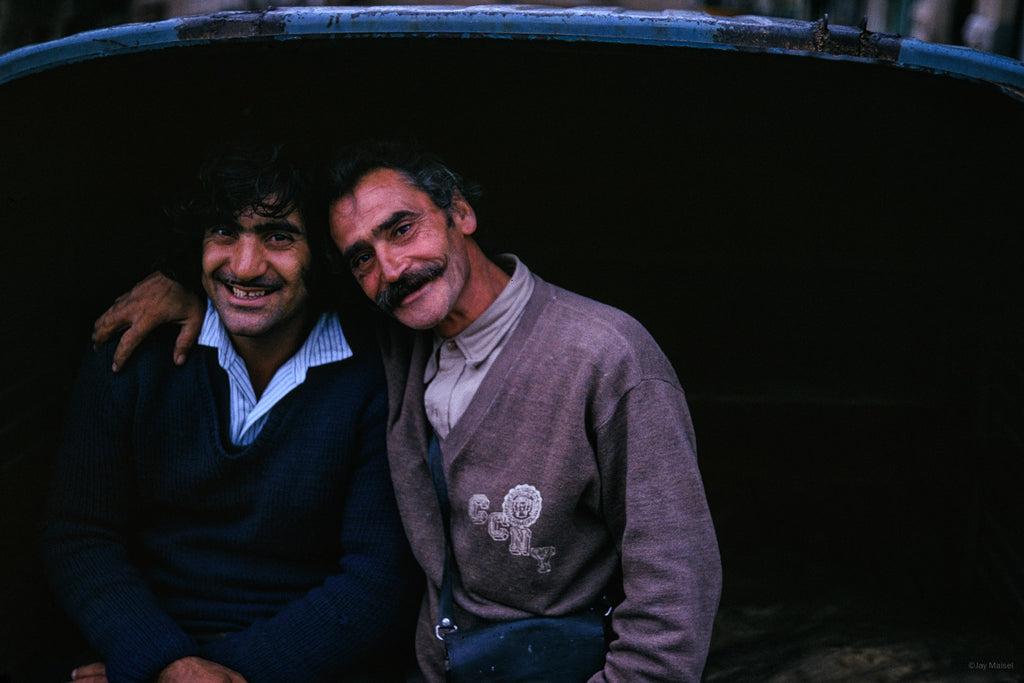 Pairs and Couples No 76 – Jay Maisel