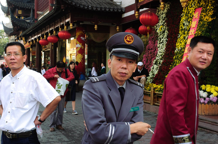 Three Men Looking at Me, Shanghai