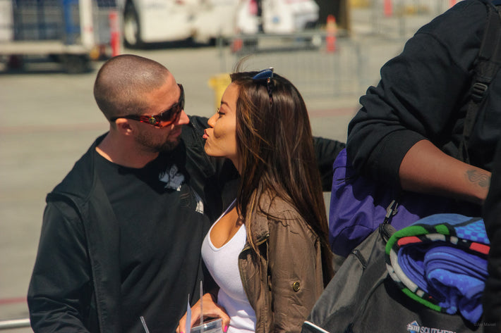 Couple about to Kiss, Las Vegas