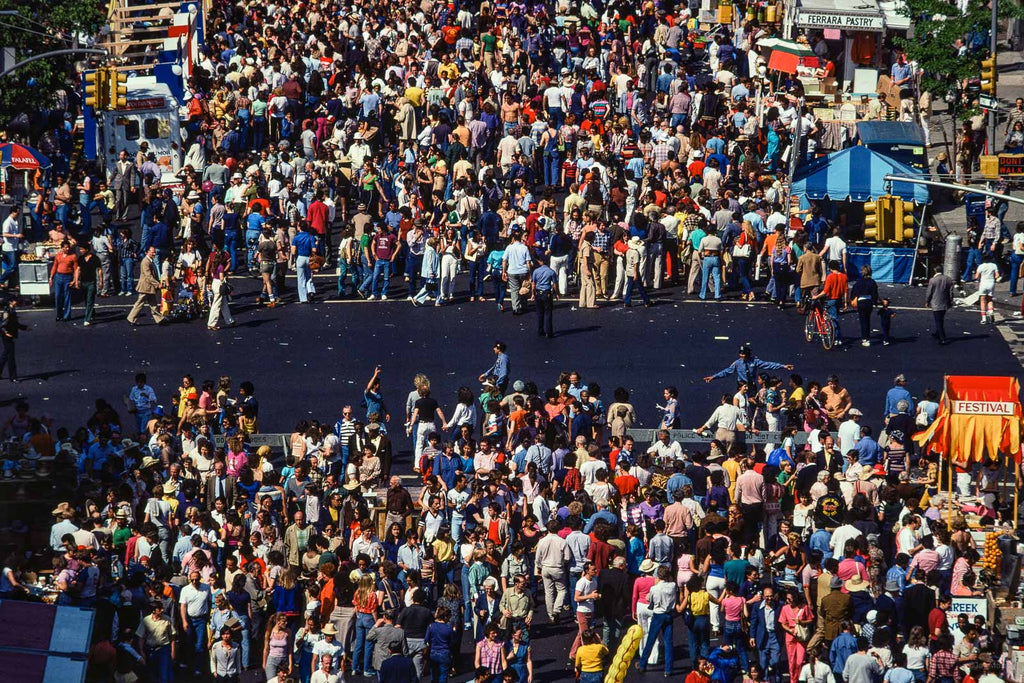 Crowds No 45 NYC – Jay Maisel