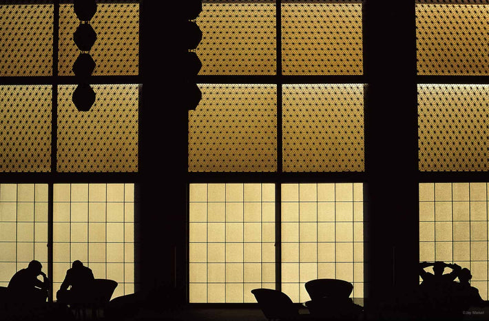 Storefronts No 52