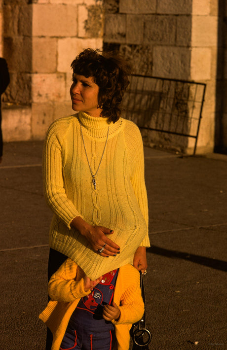 Kid Under Mom's Sweater, Jerusalem