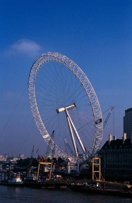 Ferris Wheel at Angle, London