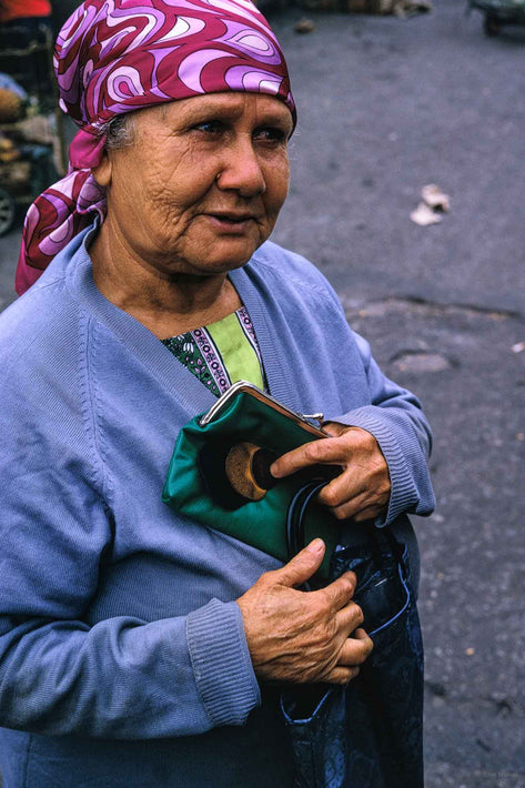 Woman with Purse in Hand, São Paulo