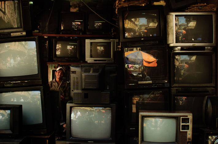 Man's Head, Many TVs, Mumbai