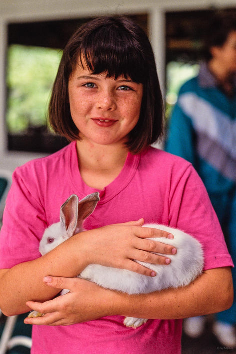 Girl with Rabbit, Chile