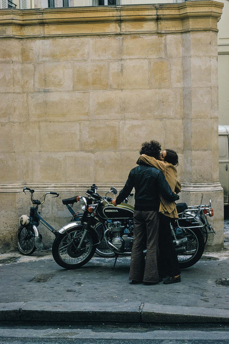 Man Kissing Woman, Motorcycle, London