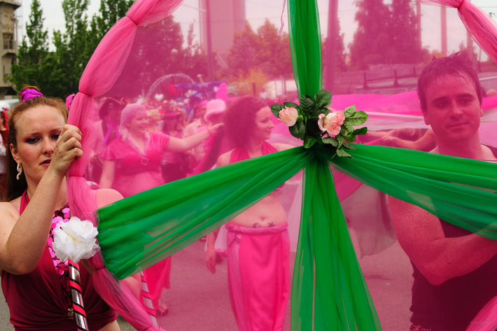 Women, Magenta and Green Circle, Seattle